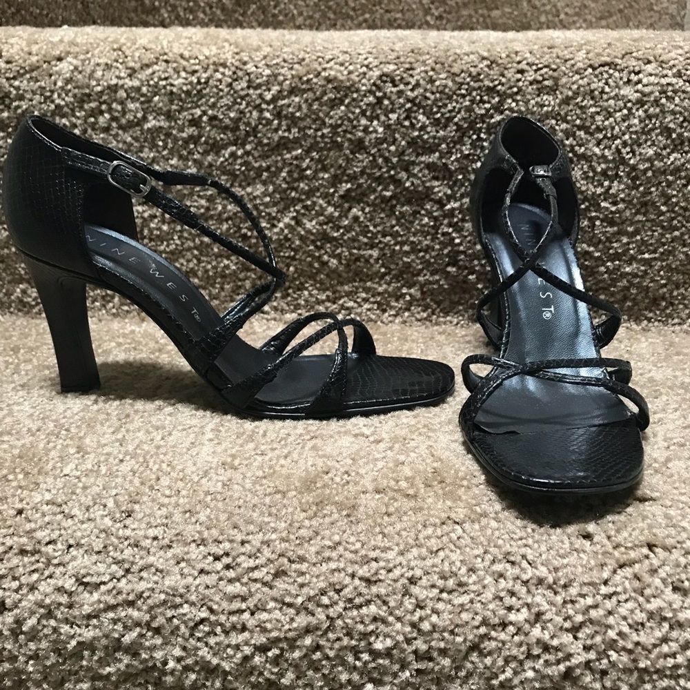 Nine West heel in black